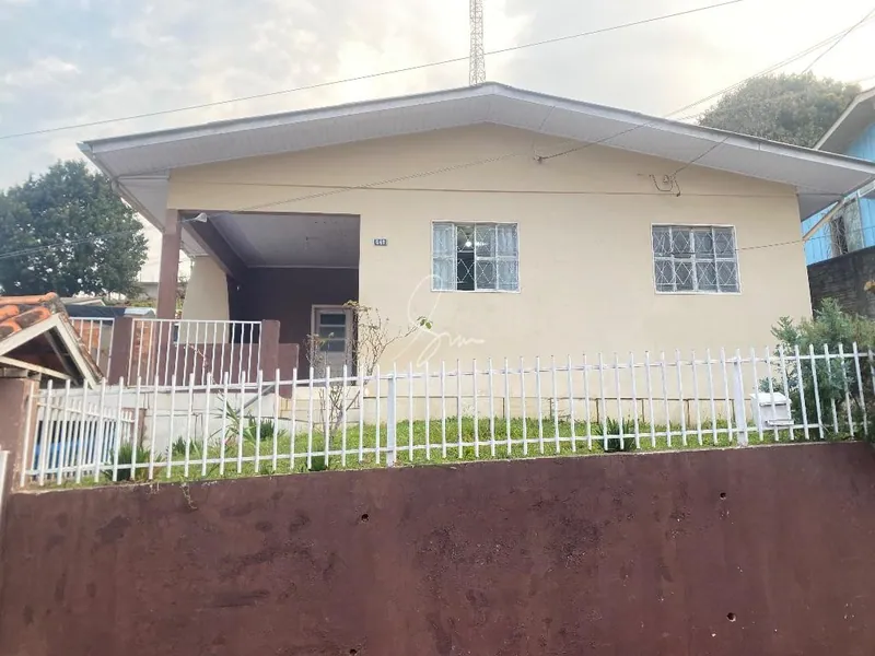 Casa — Jardim da Colina — Dois Vizinhos/PR